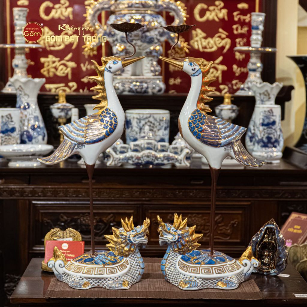 Hạc Thờ Trắng Men Lam Vẽ Vàng (Chiếc)