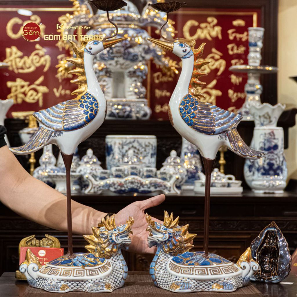 Hạc Thờ Trắng Men Lam Vẽ Vàng (Chiếc)