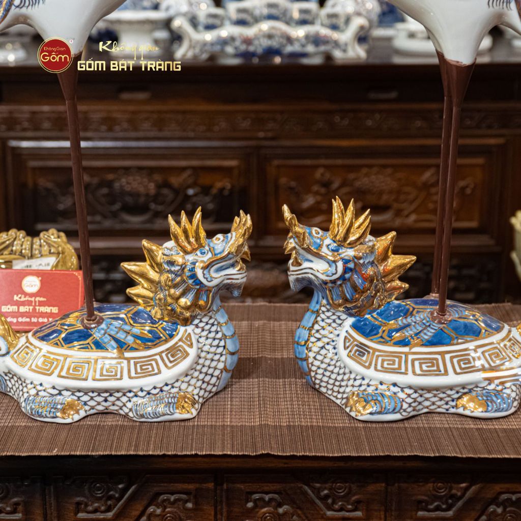Hạc Thờ Trắng Men Lam Vẽ Vàng (Chiếc)