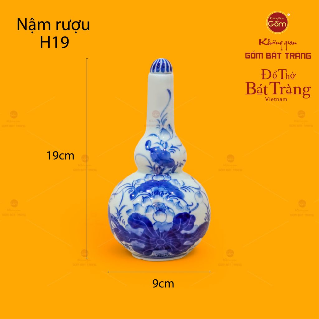 Nậm Rượu Thờ Men Lam Họa Tiết Hoa Sen