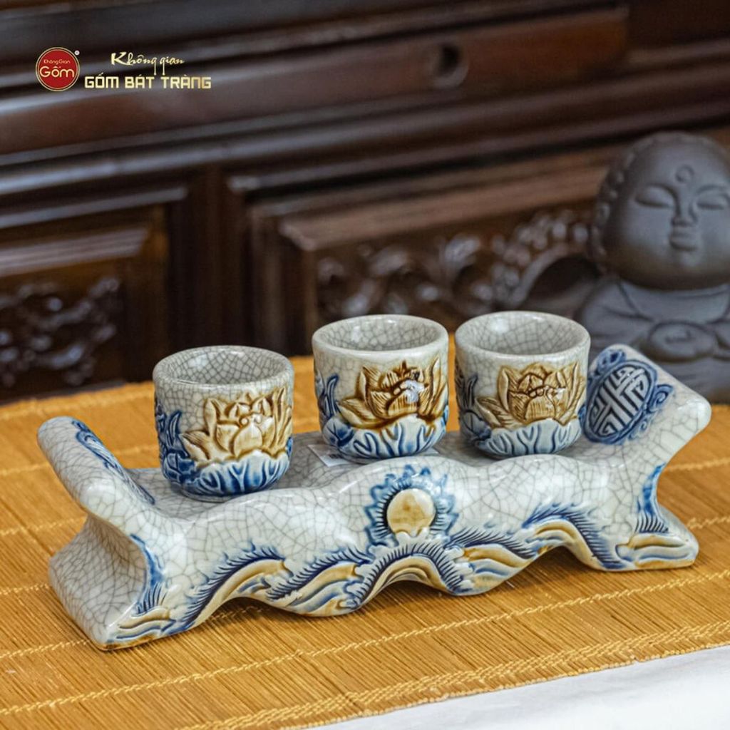 Bộ Kỷ Ngai 3 Chén Thờ Men Rạn