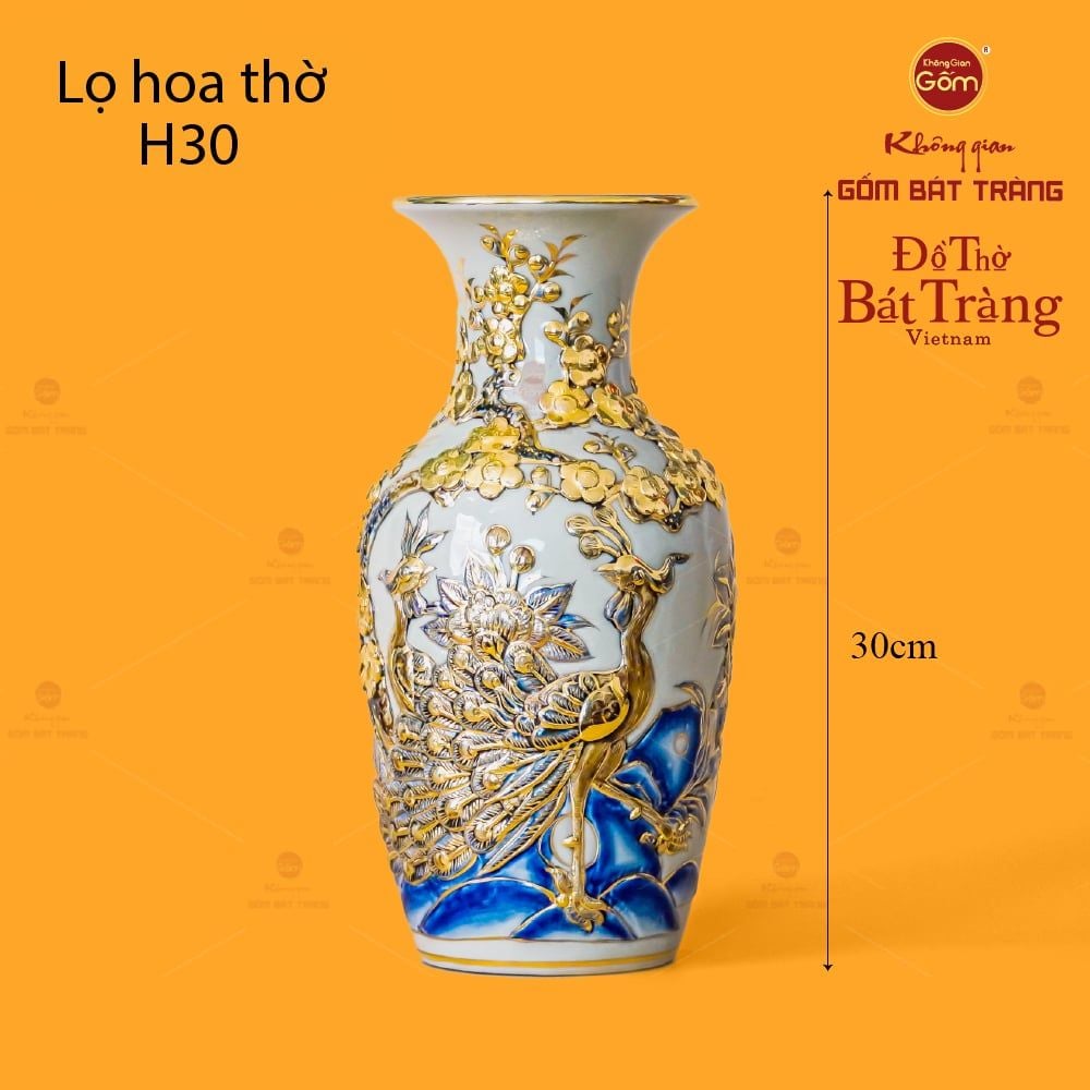Lọ Hoa Thờ Men Hoàng Tộc Vẽ Vàng Họa Tiết Công Đào