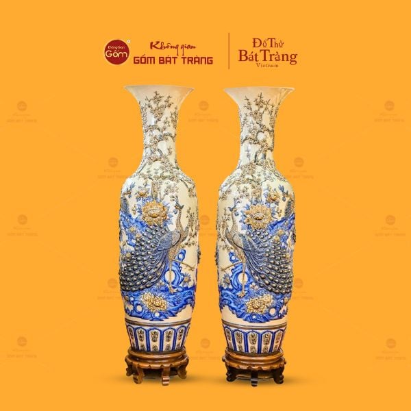Lộc Bình Men Hoàng Thổ Công Đào Đắp Nổi
