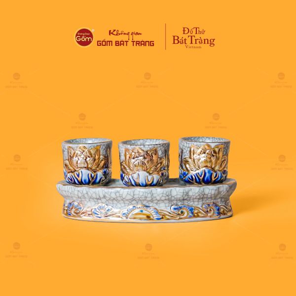 Bộ Kỷ 3 Chén Thờ Cong Men Rạn Vẽ Vàng