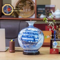 Quả Hút Lộc Men Lam Vẽ Vàng Nhị Cảnh Én Đào Thuận Buồm