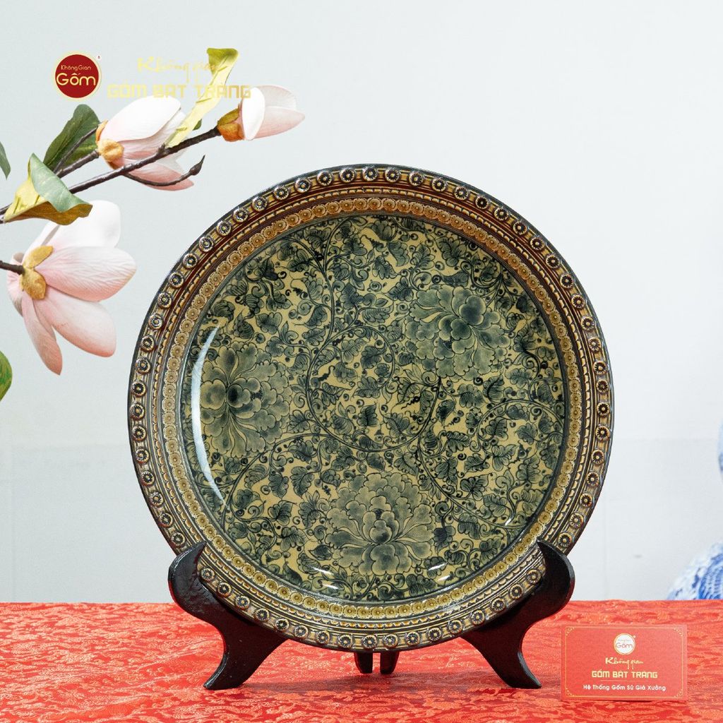 Đĩa Trưng Bày Tam Hoa Nở Rộ