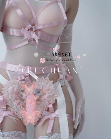 Valentine Strap on ( Ak958T )