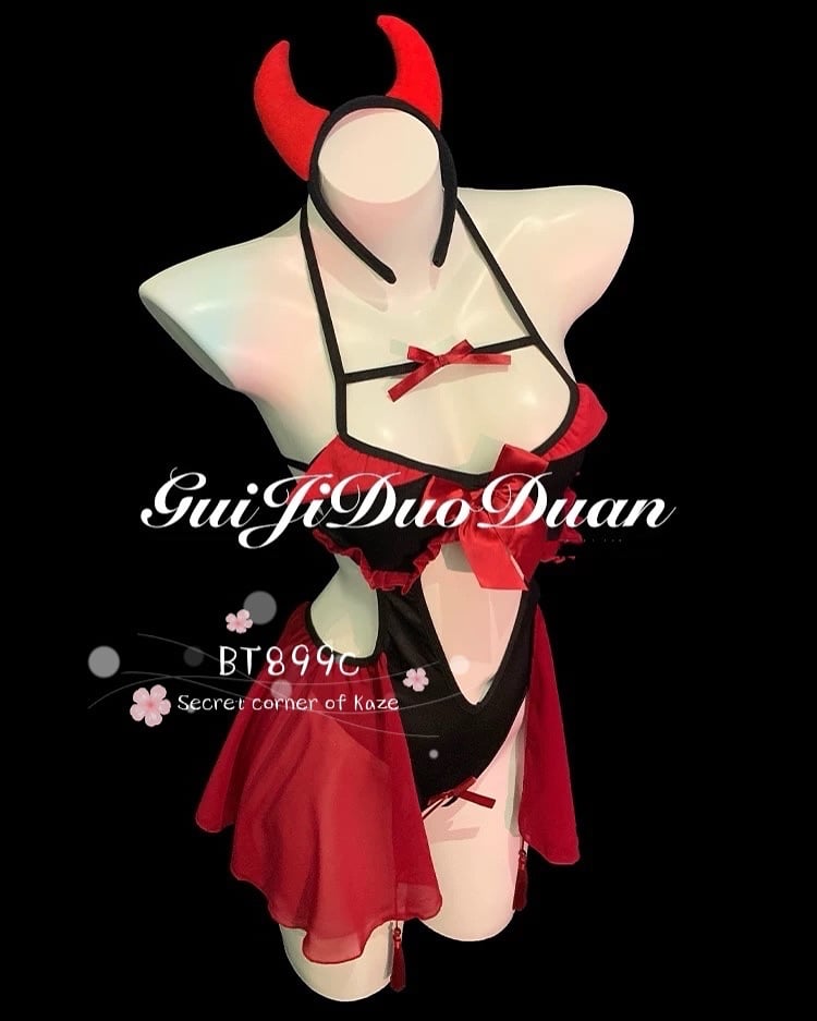 Little devil girl