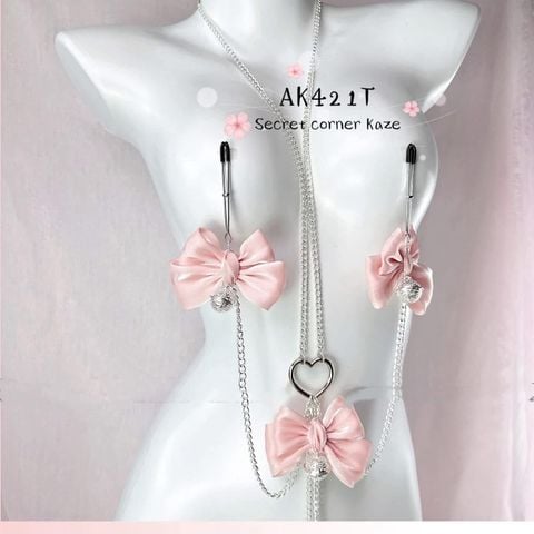 Kẹp nơ + plug AK421T