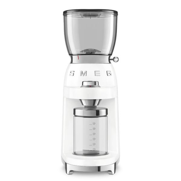 Máy xay cà phê Smeg 50's Style Aesthetic CGF11WH - Smeg - CGF11 không chỉ là một máy xay cà phê, mà còn là người bạn đồng hành tin cậy của