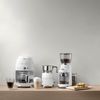 Ấm pha cà phê Smeg 50's Style DCF02WH thumbnail 5