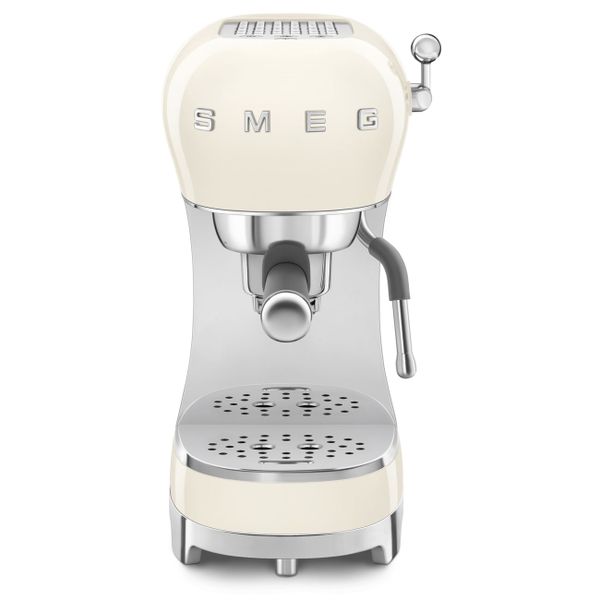 Máy pha cà phê Smeg 50's Style ECF02CREU - Smeg - Tinh hoa Ý trong từng tách Espresso: Máy pha cà phê Smeg 50's Style  ECF02CR sản
