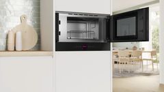 Lò vi sóng âm tủ Bosch BER7321B1 thuộc dòng Series 8 cao cáp