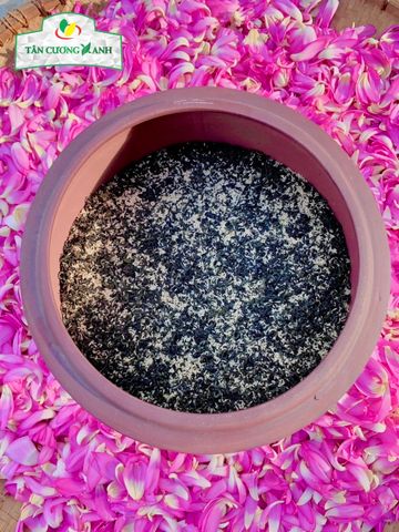 Trà Thái Nguyên Ướp Nhụy Sen Tây Hồ 200gram
