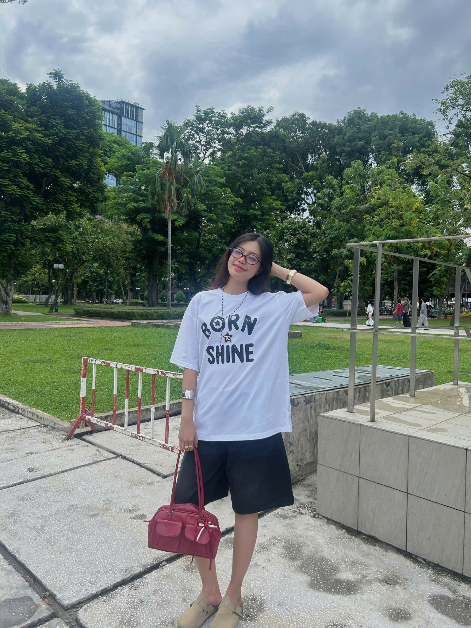  Áo Thun Oversize BORN TO SHINE Nam Nữ SEAGLE - TS004 
