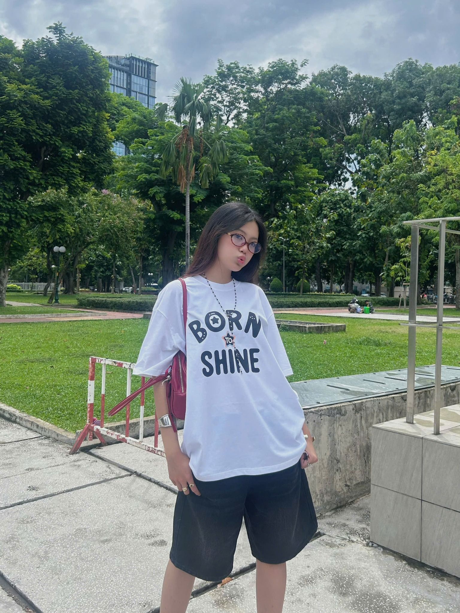  Áo Thun Oversize BORN TO SHINE Nam Nữ SEAGLE - TS004 