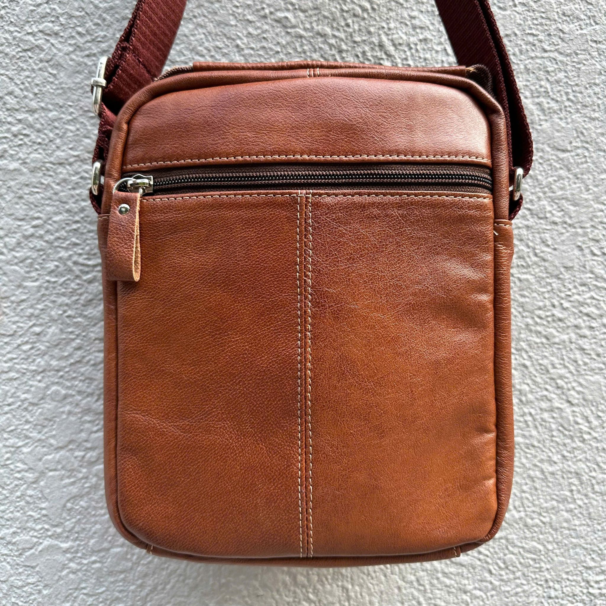  Túi nam đeo chéo da bò thật SB04 