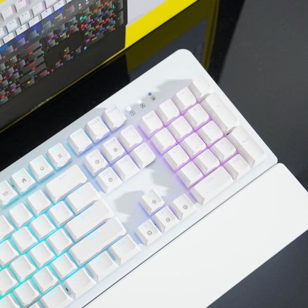 Bàn phím cơ Fullsize AK104 RGB