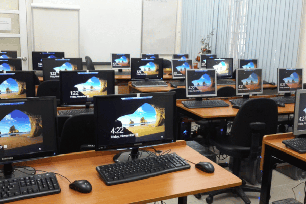 Case đồng bộ Dell Optilex 3060 SFF / Core i3 8100 / 8G / 256G