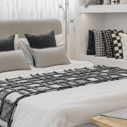  Chăn & Khăn Trải Giường Đen Trắng Xám Sang Trọng Hiện Đại 