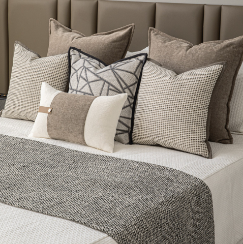  Bộ Chăn Ga Gối Cổ Điển Tinh Tế & Trang Nhã 