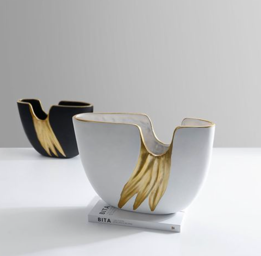  Black-Gold resin U-shaped flower vase 