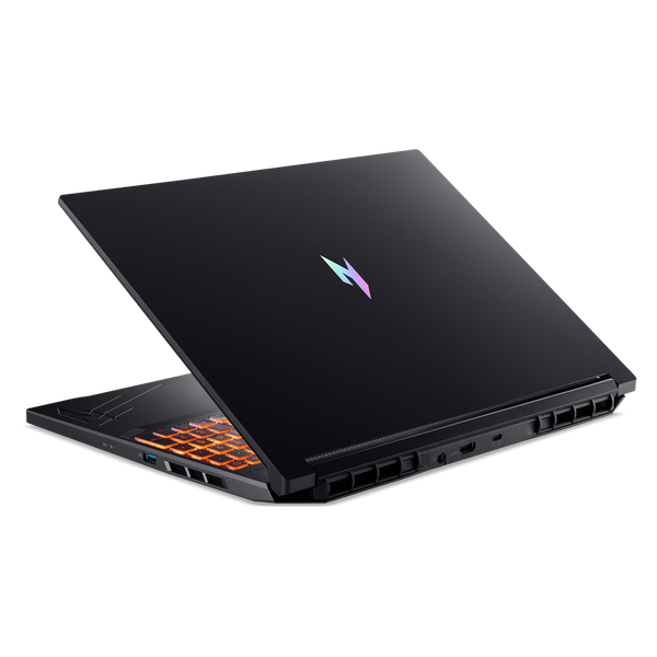 Laptop Acer Gaming Nitro V N24C4 ANV16-41-R7EN R7-8845HS | 16GB | 512GB SSD | RTX3050/6GB | 16
