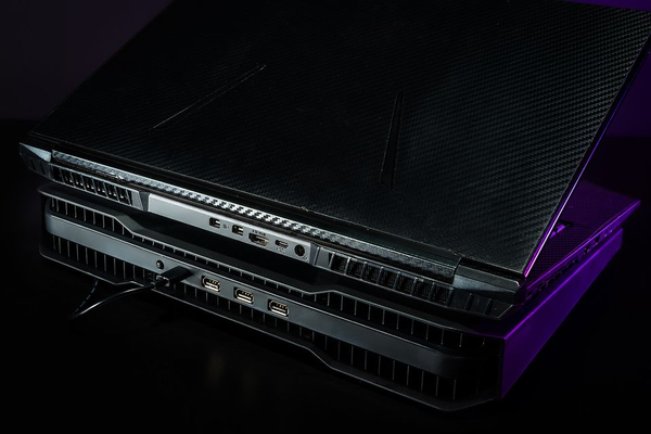 Đế Tản Nhiệt Laptop Cooler Master Notepal X150 Spectrum