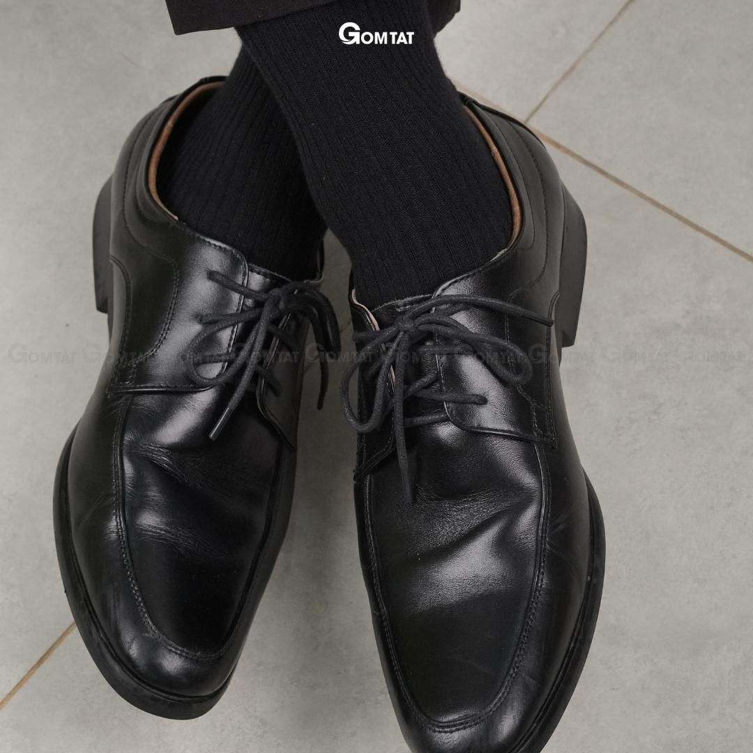 Tất vớ nam cổ cao GOMTAT đi giày tây, chất liệu cotton khử mùi thoáng khí họa tiết gân chìm màu đen Menswear - TAY-FIVE-2008-1DOI