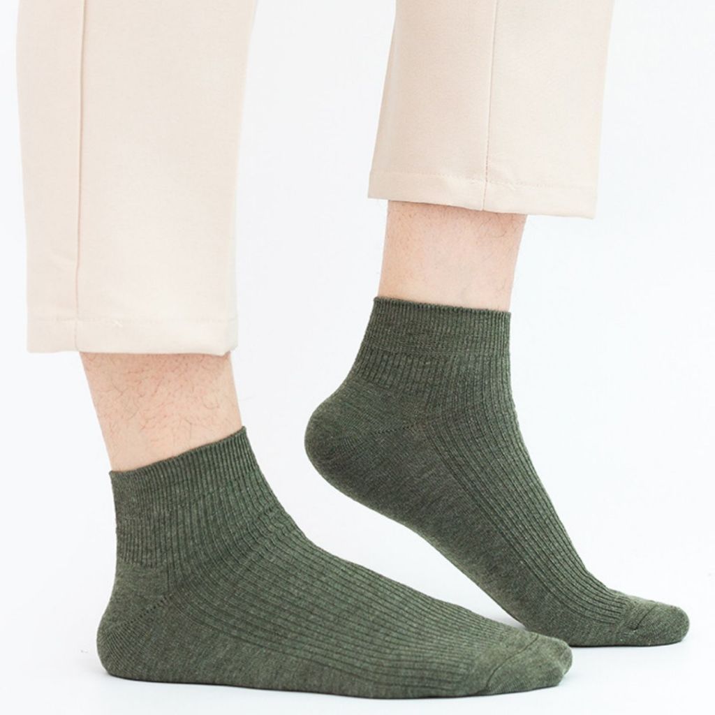 Combo 10 đôi tất cổ ngắn nam GOMTAT trơn, chất liệu cotton cao cấp hút ẩm thoáng khí khử mùi -NGANTRON-FIVE-2003-CB10
