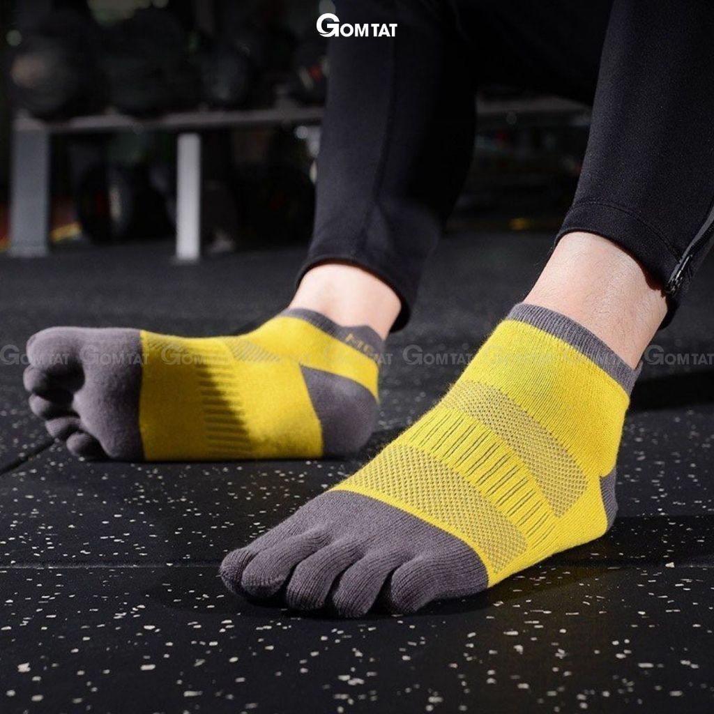 Combo 3 đôi tất thể thao xỏ ngón cổ ngắn GOMTAT, chất liệu cotton hút ẩm thoáng khí -XONGON-MAX-1201-CB3