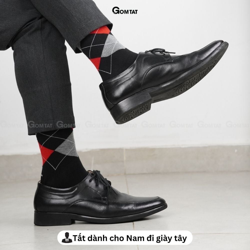 Hộp 5 đôi tất nam cao cổ đi giày tây GOMTAT hoạ tiết quả trám sợi cotton cao cấp - GOM-QUATRAM-CB5