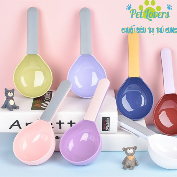 Muỗng múc hạt nhiều màu
