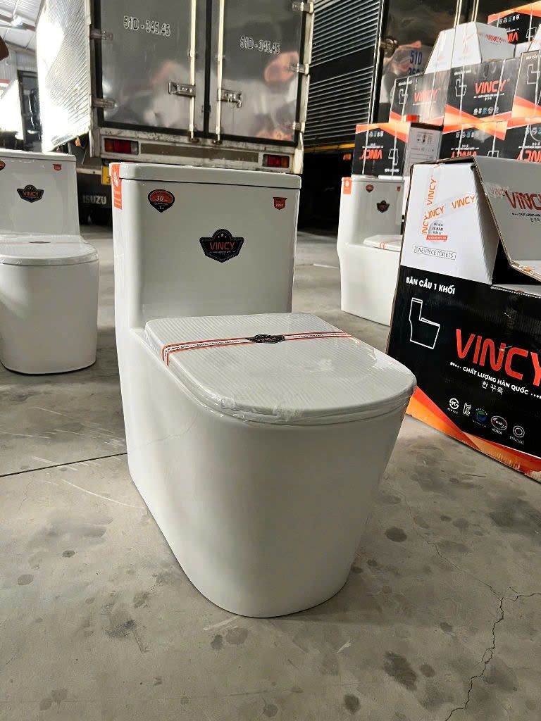 Bồn Cầu Vincy Liền Khối Cao Cấp - V994
