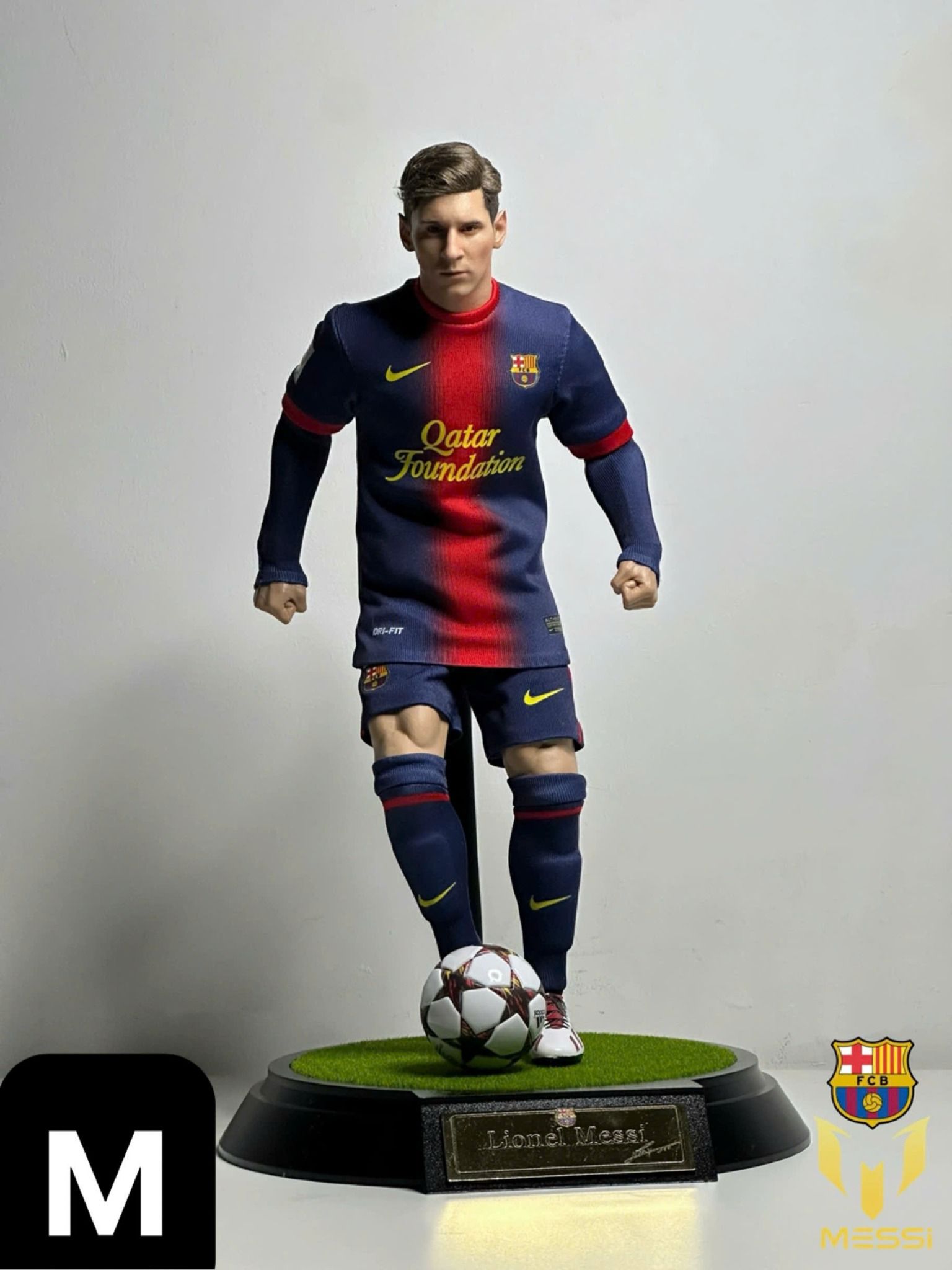  Mô hình cầu thủ bóng đá Messi phiên bản CLB tỷ lệ 1/6 ( Part 2). 