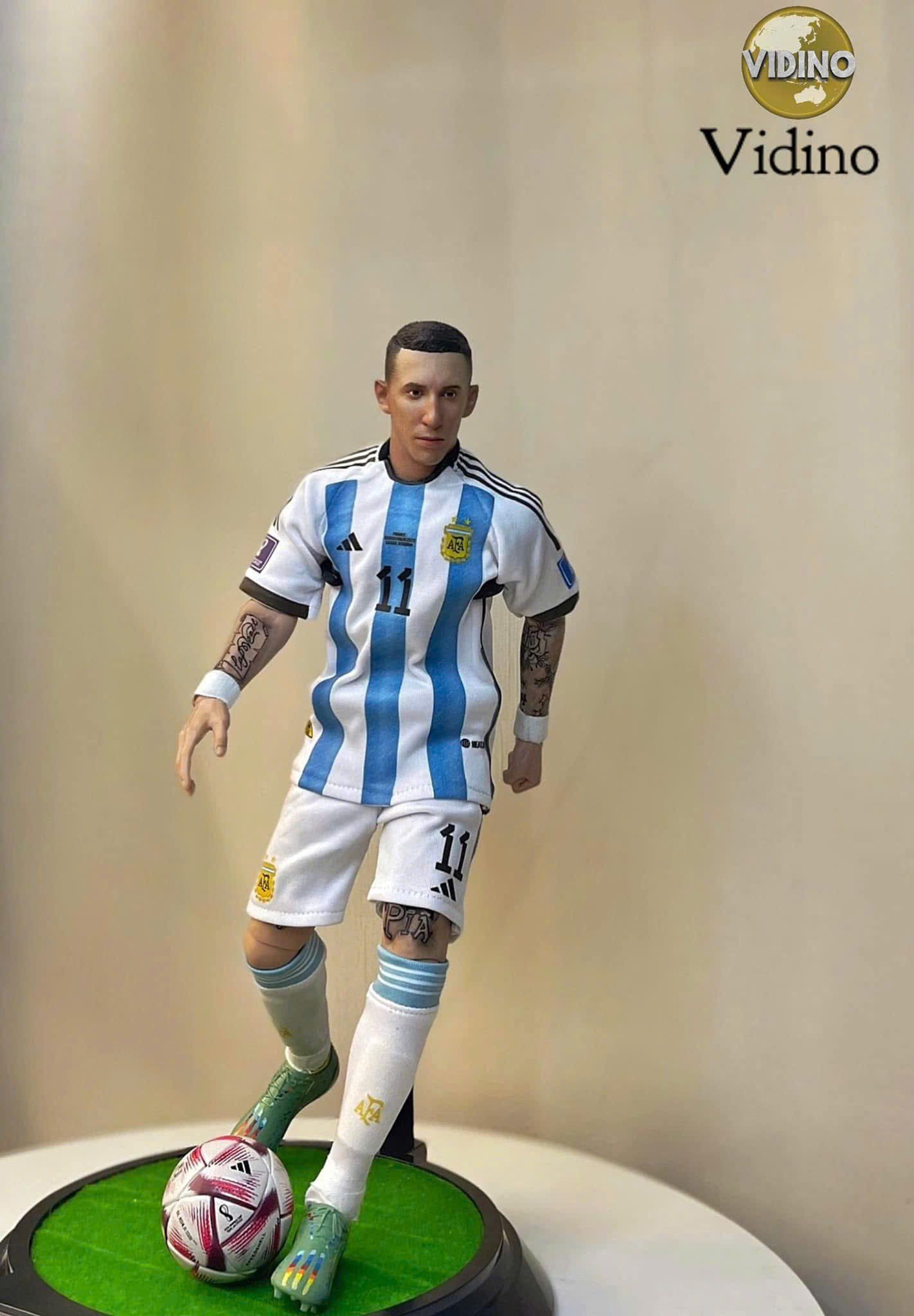  Mô hình cầu thủ bóng đá Dimaria tỷ lệ 1/6. 
