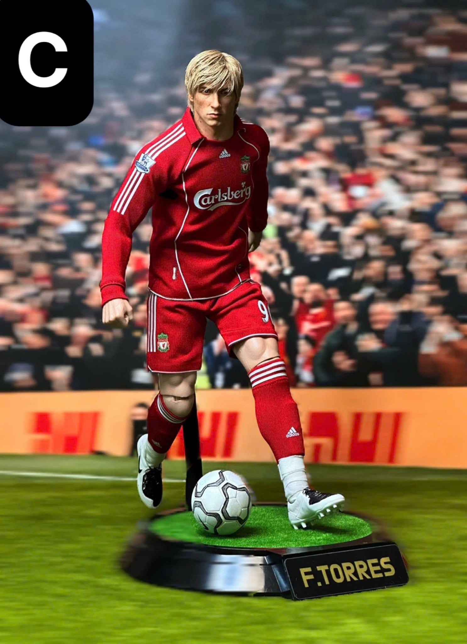  Mô hình cầu thủ bóng đá Torres tỷ lệ 1/6. 