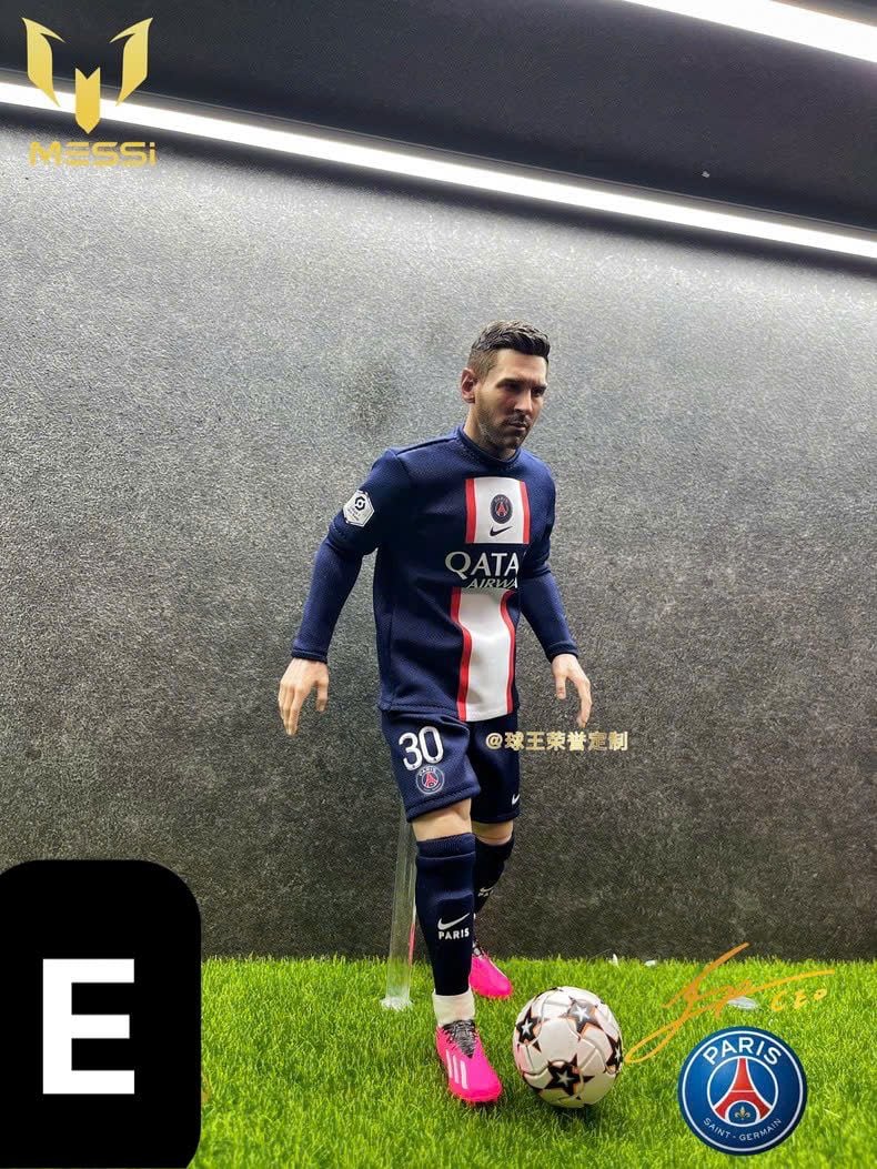  Mô hình cầu thủ bóng đá Messi phiên bản CLB tỷ lệ 1/6 ( Part 1). 