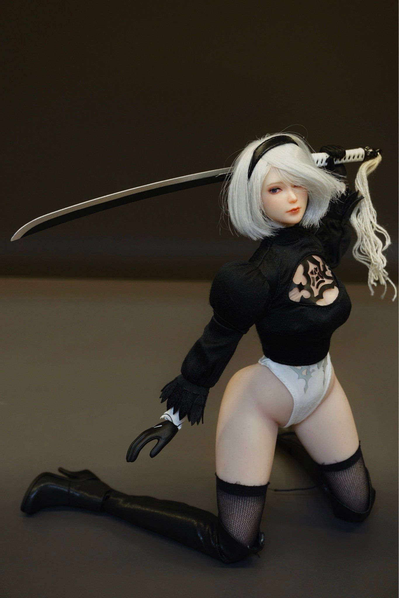  Mô hình 2B playtoys P021 Nier action figure 1/6. 