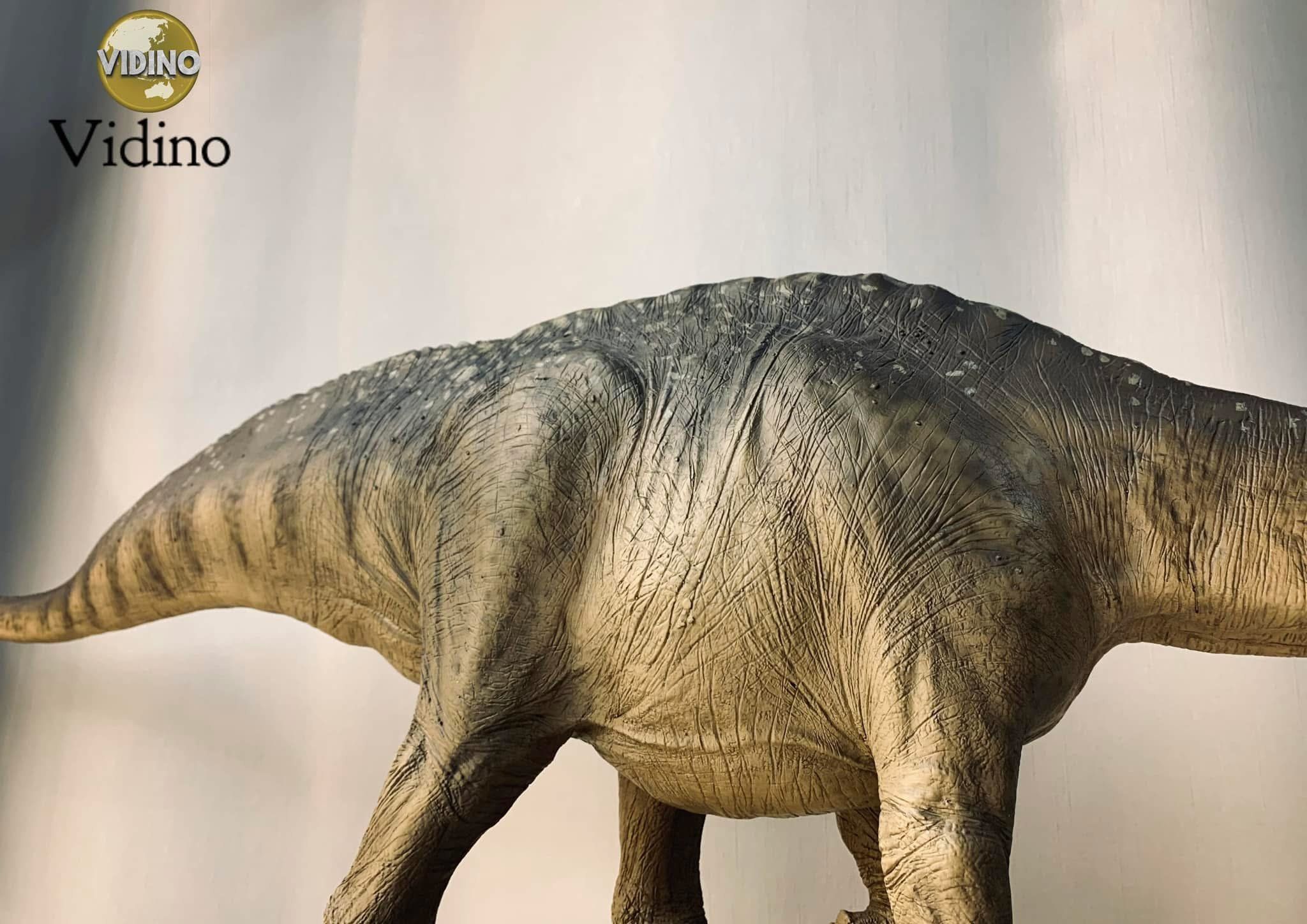  Mô hình khủng long Apatosaurus hãng SideShow tỷ lệ 1/15. 