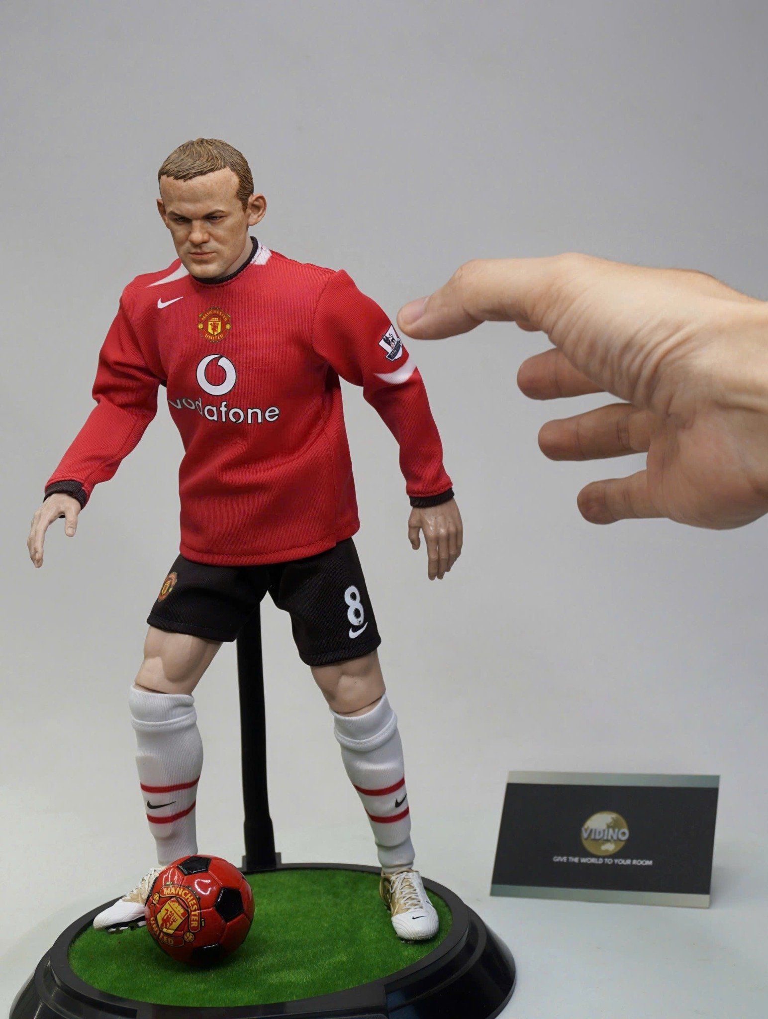  Mô hình cầu thủ Rooney Manchester United tỷ lệ 1/6. 