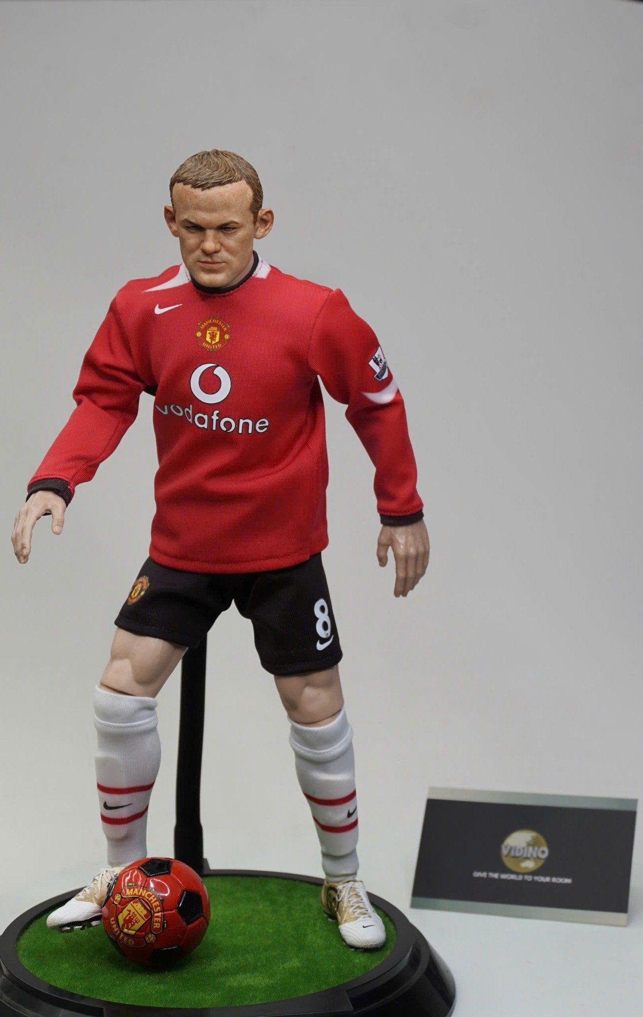  Mô hình cầu thủ Rooney Manchester United tỷ lệ 1/6. 