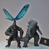  Mô hình 14 Inch Mothra Emerald Titan Hiya toys 