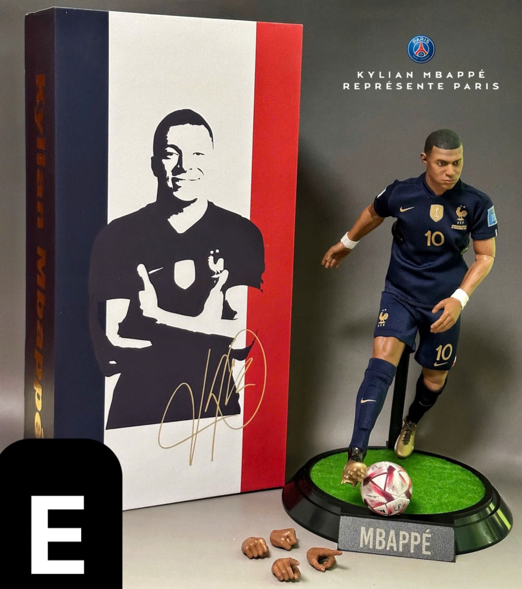  Mô hình cầu thủ bóng đá Mbappe tỷ lệ 1/6. 