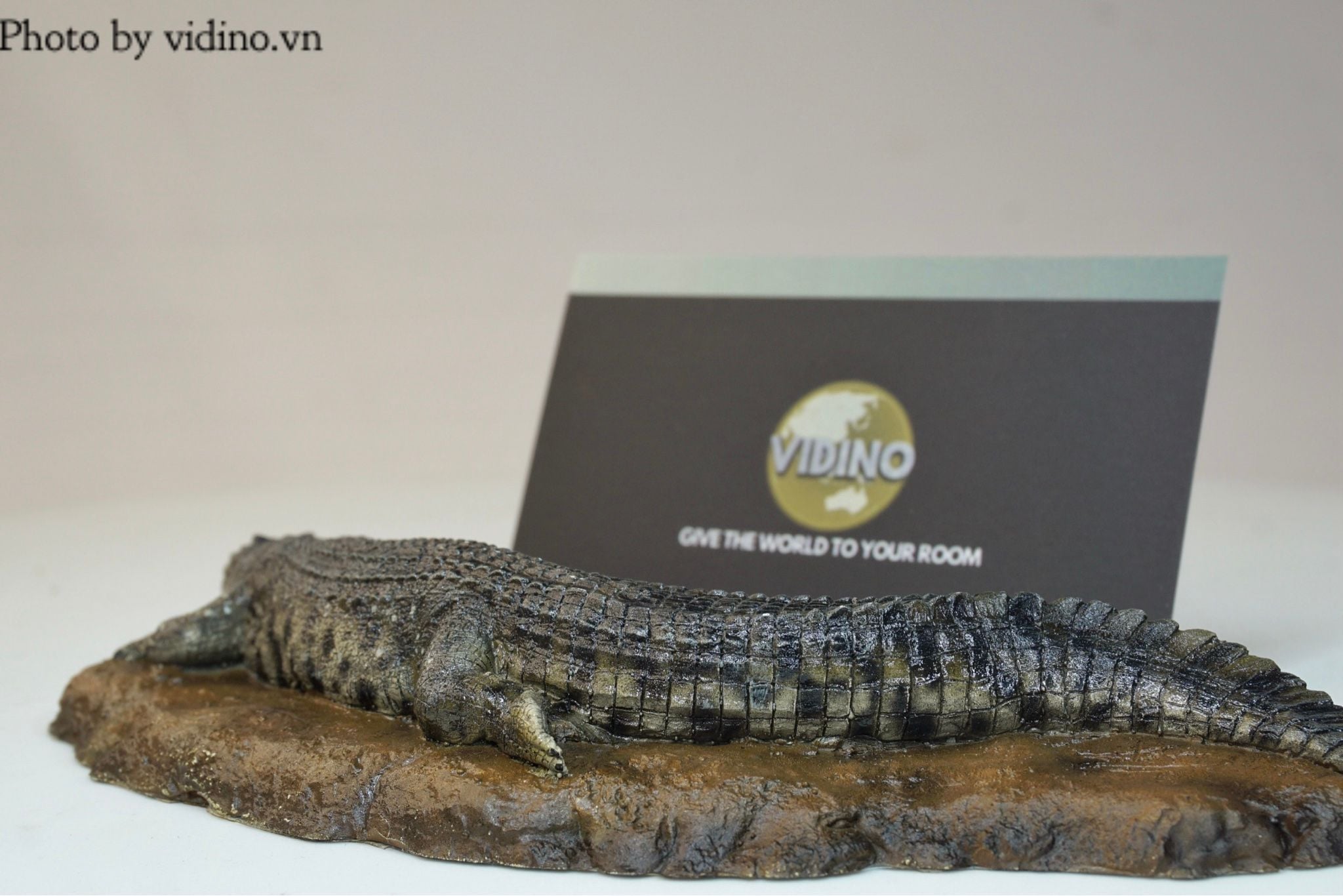  Mô hình cá sấu nước mặn Crocs Man studio tỷ lệ 1/35. 