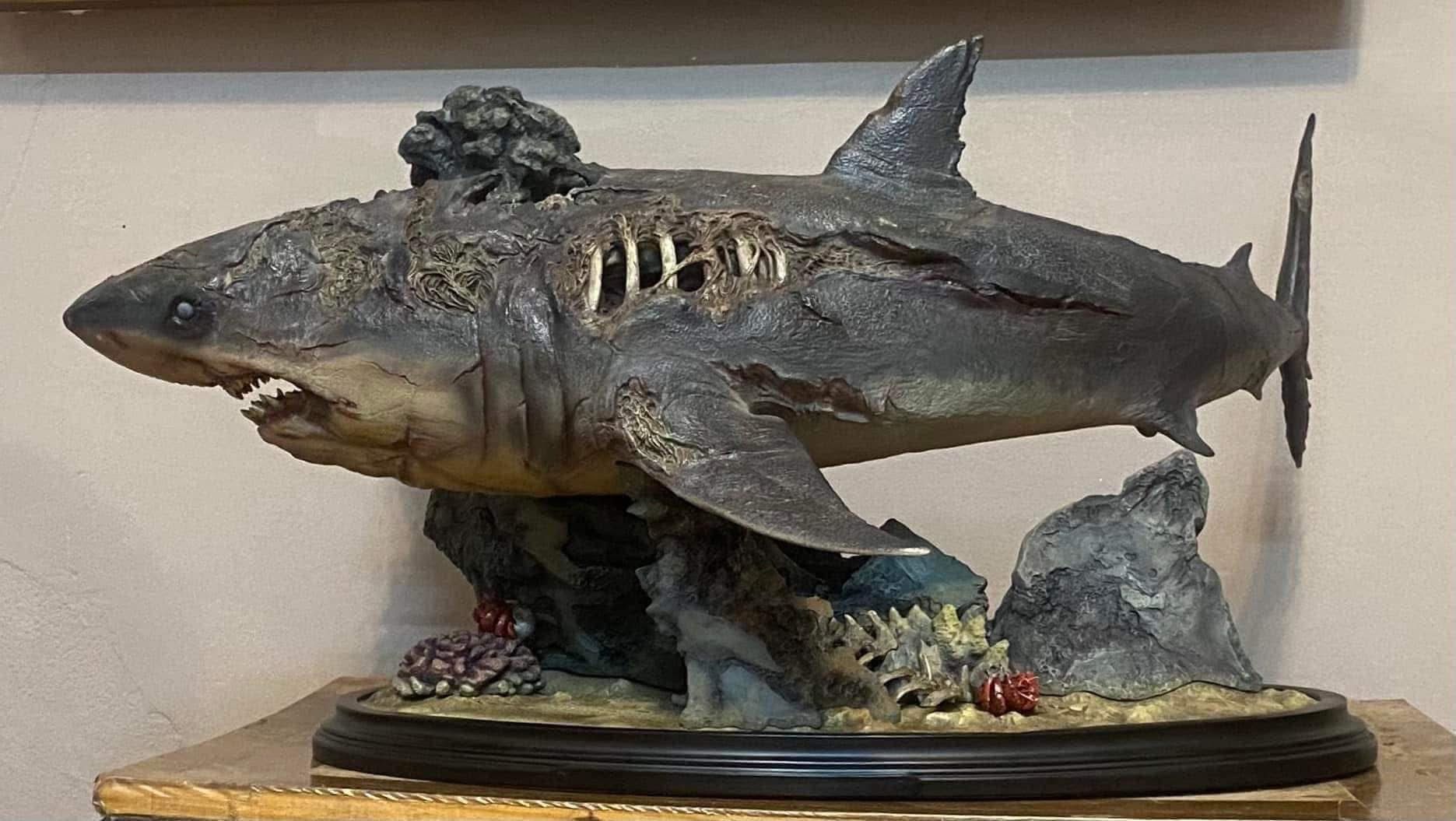  Mô hình shark zombie Queen studio. 