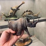  Mô hình động vật tê giác đen hãng Dafei tỷ lệ 1/15. 