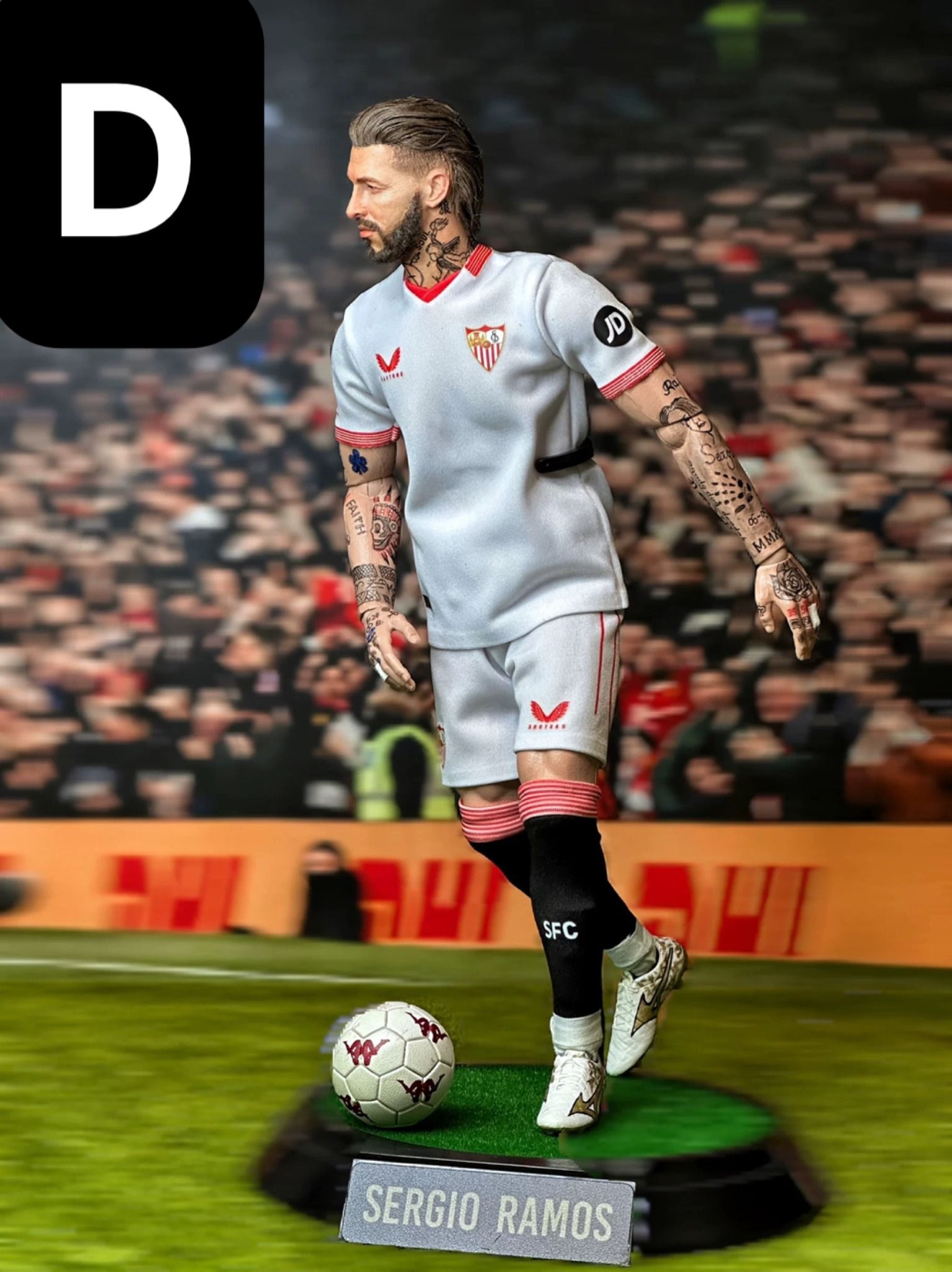  Mô hình cầu thủ bóng đá Sergio Ramos tỷ lệ 1/6. 