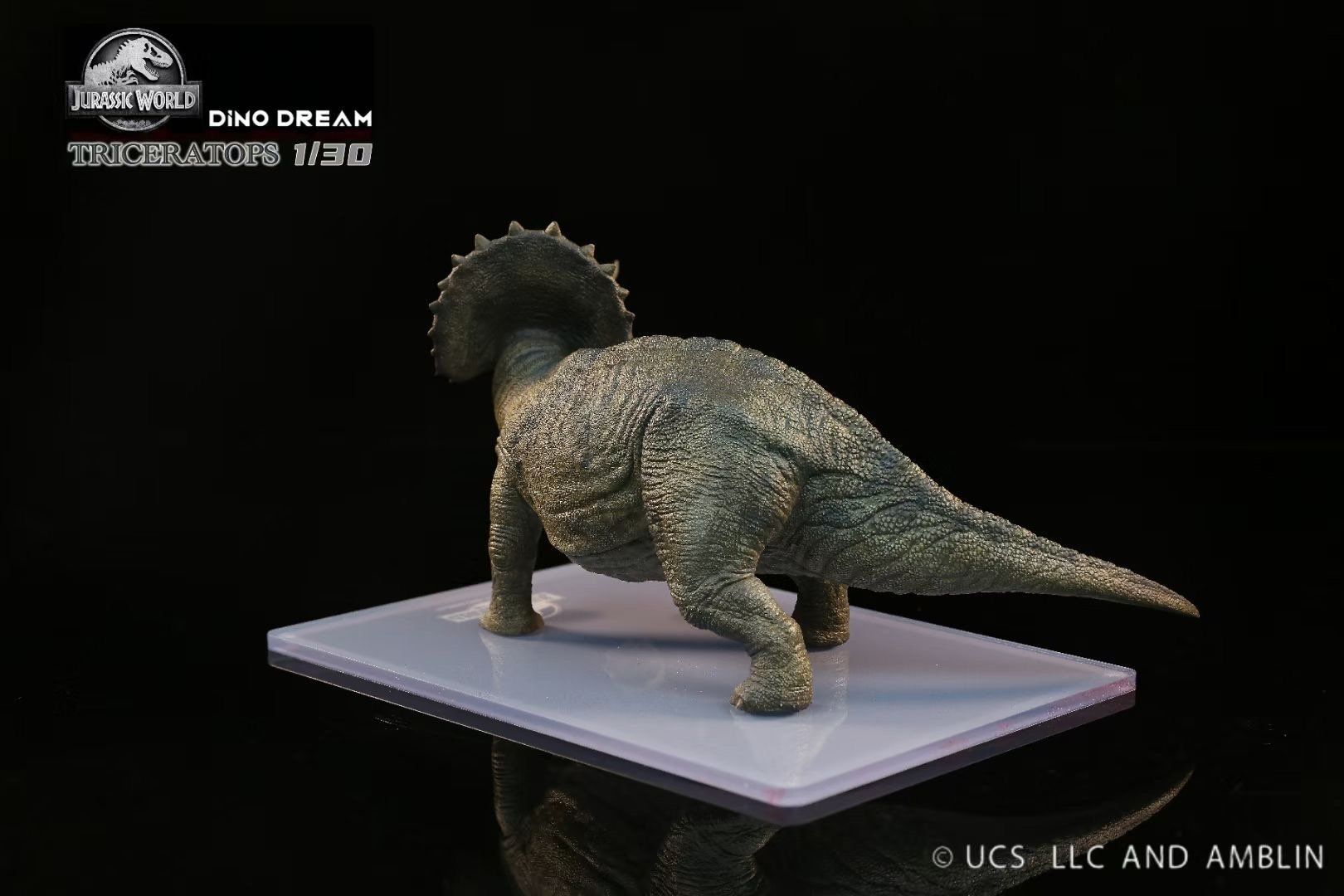  Mô hình khủng long ba sừng Triceratops Dino dream Jurassic world tỷ lệ 1/35. 