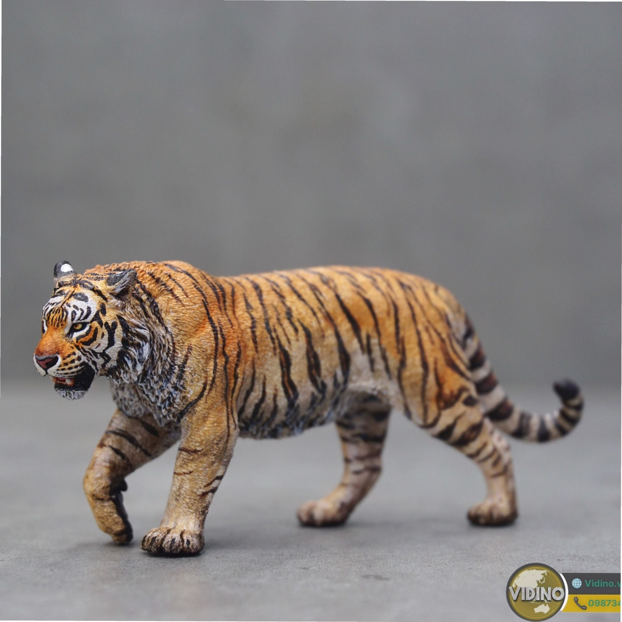  Mô hình động vật hổ Siberia hãng Wanshou tỷ lệ  1/35. 